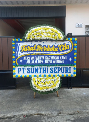 Papan Bunga Duka di Kairatu